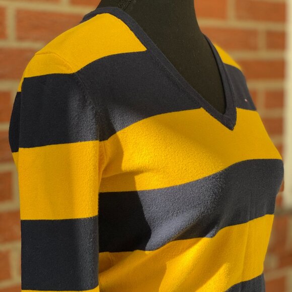 Tommy Hilfiger V-Neck Stripe Sweater (XS) - Picture 6 of 11